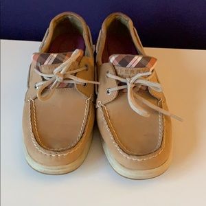 Women’s Sperry boat shoes